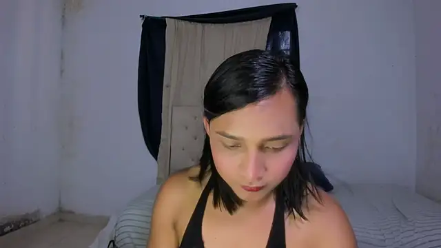 Snapshot of Miss_noah18 chatting on 02-18-25, 07:19 Miss noah18 online show from 02-18-25, 07:19