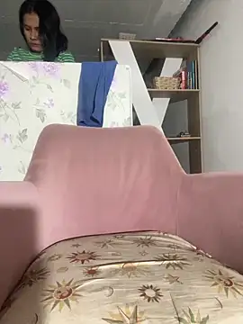 Ninabrunette18 online show from 05-28-26, 11:05