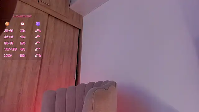 Snapshot of caroliinna_ chatting on 07-03-26, 01:34 caroliinna online show from 07-03-26, 01:34