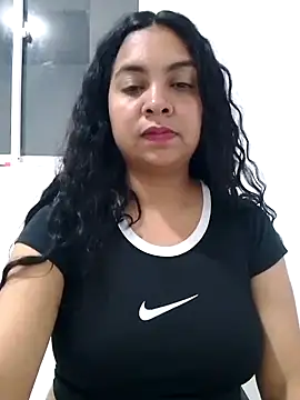 Brendabluee online show from 02-07-25, 01:04