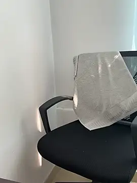 lunagonzales lima 2007 online show from 02-20-25, 07:41