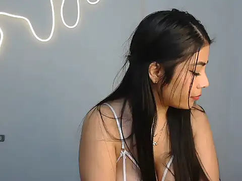 Snapshot of conejita_linda chatting on 01-24-25, 02:49 conejita linda online show from 01-24-25, 02:49