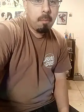 k1oudE online show from 01-10-26, 04:52