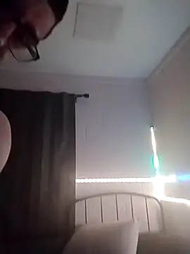 k1oudE online show from 04-04-26, 12:12