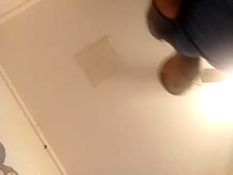 k1oudE online show from 03-03-26, 11:56