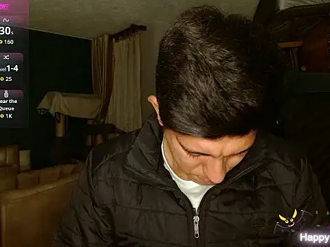 Snapshot of Noah-cock chatting on 11-06-25, 01:09 Noah-cock online show from 11-06-25, 01:09