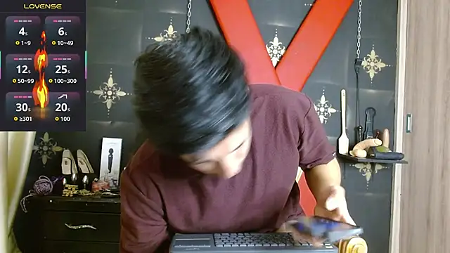 Noah-cock online show from 12-14-25, 11:38