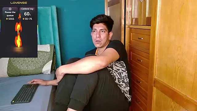 Noah-cock online show from 12-01-25, 05:03