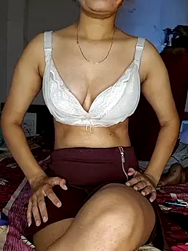 Snapshot of cutieAnkita chatting on 07-08-26, 06:25 cutieAnkita online show from 07-08-26, 06:25