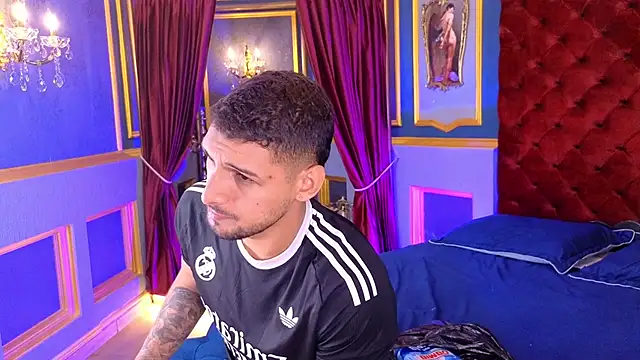 MarcoVitto online show from 09-12-25, 03:28