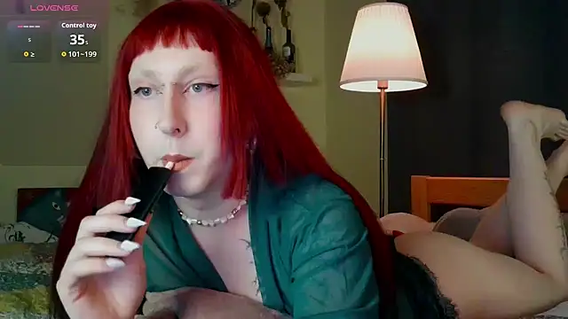 Snapshot of DavidLiiio chatting on 07-12-26, 09:04 DavidLiiio online show from 07-12-26, 09:04