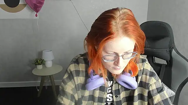 ElizabethHarpper online show from 02-19-26, 09:17