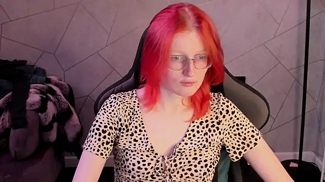 ElizabethHarpper online show from 02-02-26, 09:41