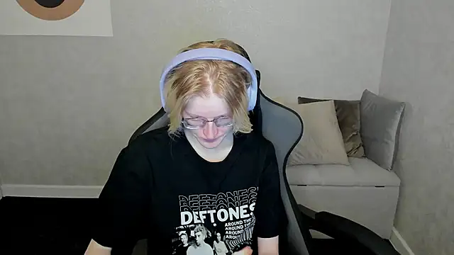 ElizabethHarpper online show from 09-26-25, 01:12