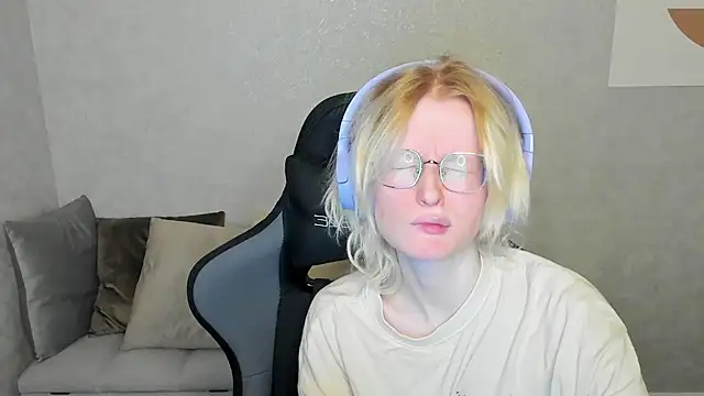 ElizabethHarpper online show from 09-27-25, 01:23