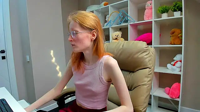 ElizabethHarpper online show from 03-12-25, 08:19