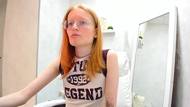 ElizabethHarpper online show from 03-06-25, 08:19