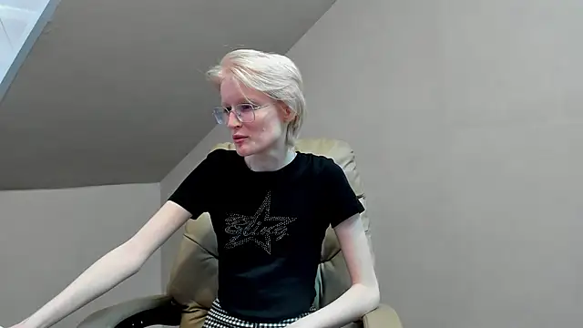 ElizabethHarpper online show from 03-21-25, 10:50