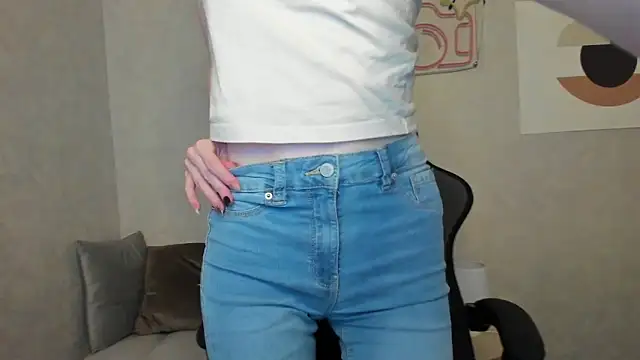 ElizabethHarpper online show from 09-22-25, 01:00