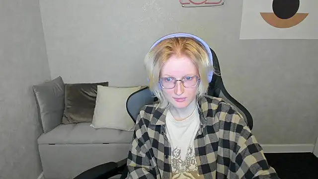 ElizabethHarpper online show from 09-23-25, 01:12