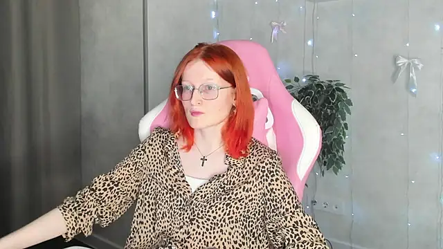 ElizabethHarpper online show from 01-10-26, 09:15