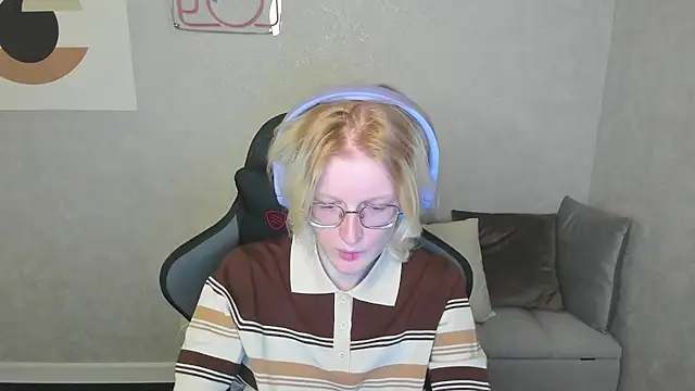 ElizabethHarpper online show from 09-20-25, 01:32