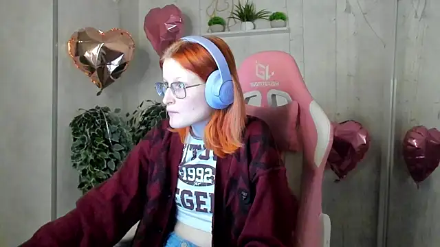 ElizabethHarpper online show from 02-24-26, 05:03