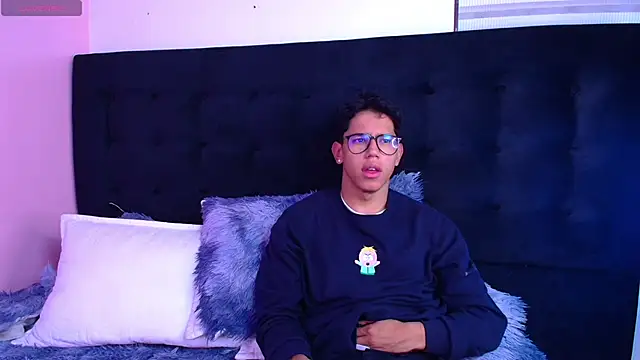 RyanPricee online show from 11-30-25, 04:13