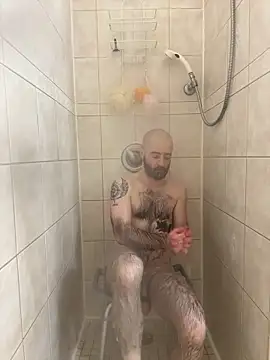 Faded-Solo online show from 10-26-25, 05:57