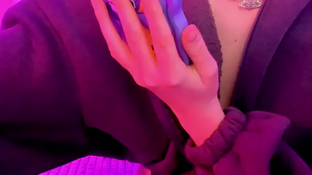 Snapshot of angel___best chatting on 02-02-25, 01:45 angel best online show from 02-02-25, 01:45