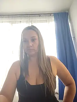 Snapshot of marcebernal chatting on 02-26-25, 08:25 marcebernal online show from 02-26-25, 08:25