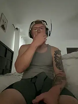 tcadle1824 online show from 03-22-26, 11:17