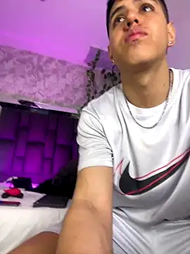 Angel Khouri online show from 09-25-25, 03:56