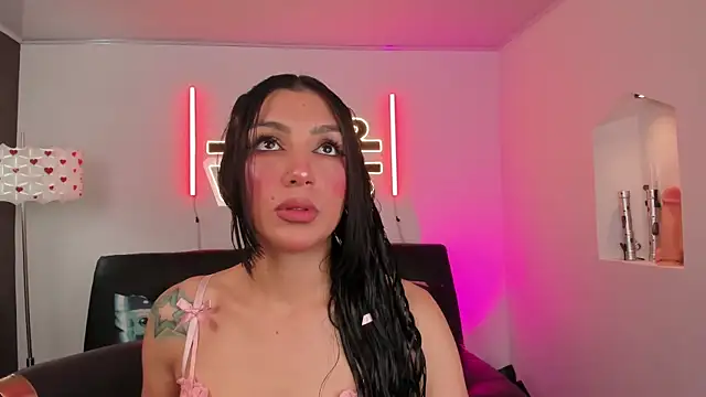 miss   evangeline online show from 06-30-26, 02:33
