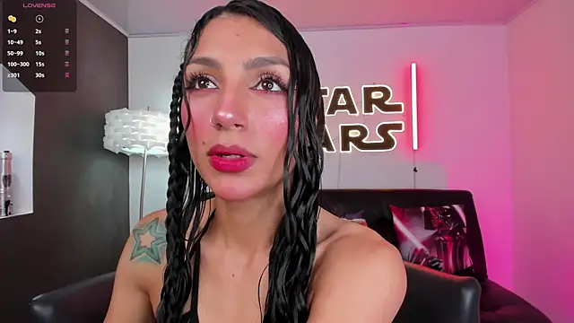 Snapshot of miss___evangeline chatting on 04-18-26, 02:36 miss evangeline online show from 04-18-26, 02:36