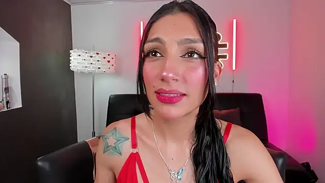Snapshot of miss___evangeline chatting on 05-25-26, 02:33 miss evangeline online show from 05-25-26, 02:33
