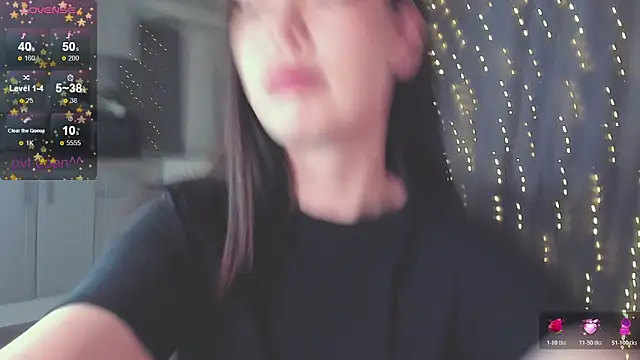 Snapshot of kittenrisha chatting on 12-21-25, 07:10 kittenrisha online show from 12-21-25, 07:10