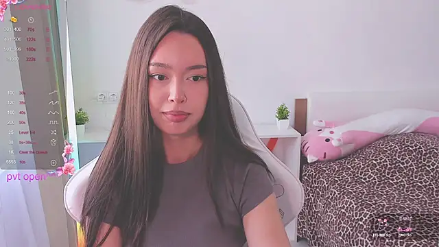 kittenrisha online show from 06-19-26, 04:07
