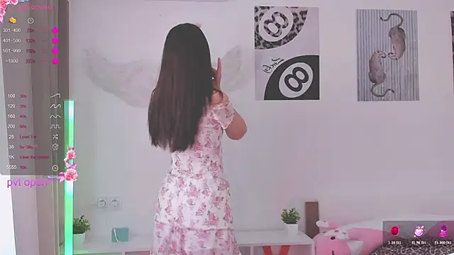 kittenrisha online show from 06-18-26, 04:00