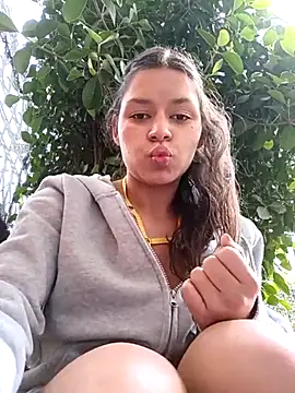 Danni shy online show from 03-19-25, 04:45