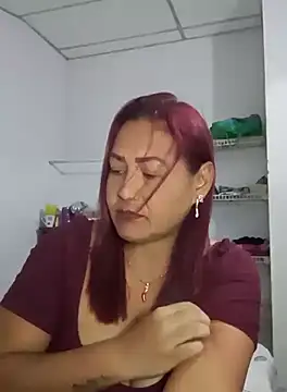 Snapshot of Abigail_BigTits chatting on 09-28-25, 02:51 Abigail BigTits online show from 09-28-25, 02:51