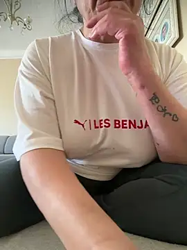 derya35 online show from 04-12-26, 07:44