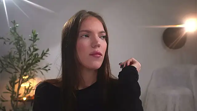 alittlestarrr online show from 10-13-25, 09:05