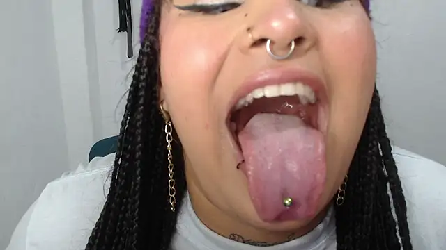 brittanysexhot online show from 07-05-26, 12:37
