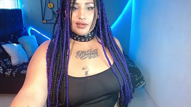 Snapshot of brittanysexhot chatting on 01-22-25, 06:52 brittanysexhot online show from 01-22-25, 06:52