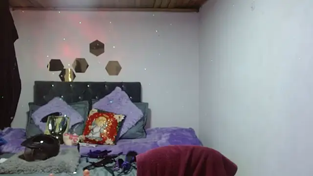 brittanysexhot online show from 12-04-25, 07:02