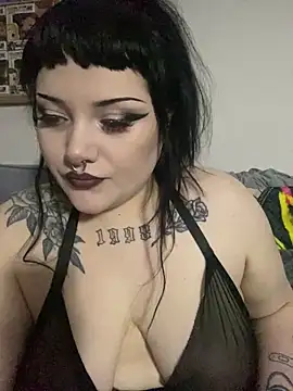 Gothicsiren online show from 01-21-25, 09:36