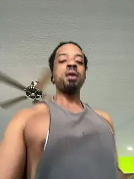 Coco-Licious online show from 01-04-25, 04:32