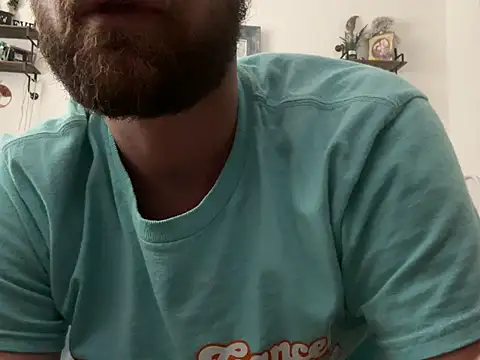 Snapshot of bjay1210 chatting on 06-18-26, 06:24 bjay1210 online show from 06-18-26, 06:24