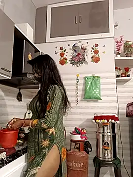 Best-Couple online show from 11-05-25, 03:09